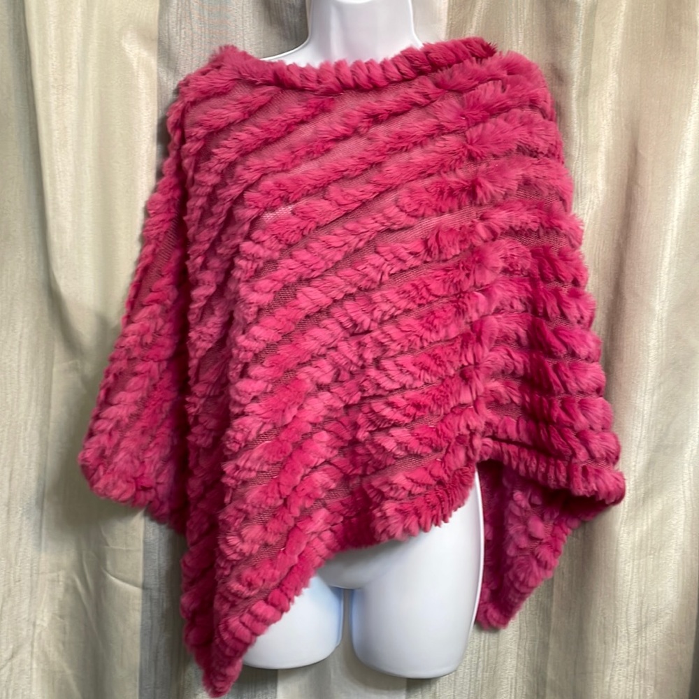 Wilson Leather Maxima pink Rabbit Fur cape